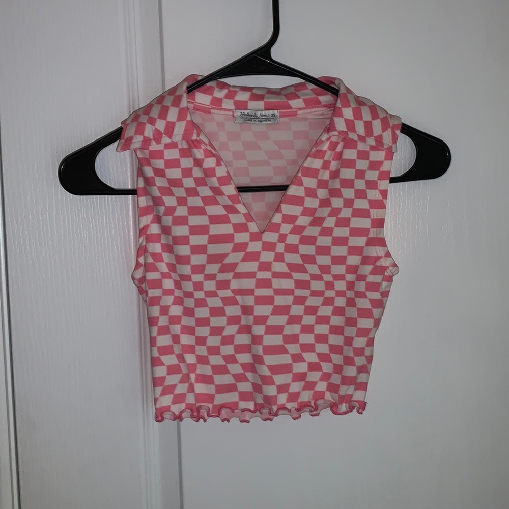 Tight, cropped, checkered top